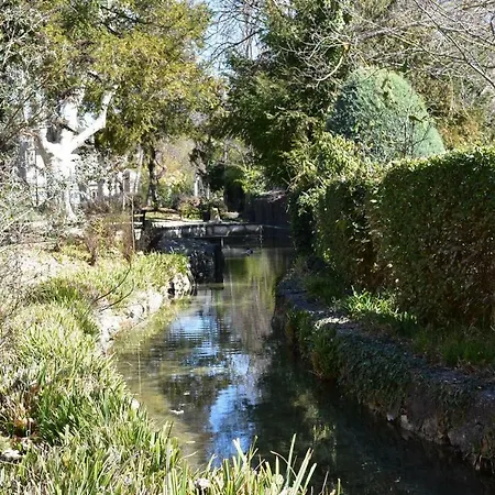 Studio A 100 Metres Des Thermes *